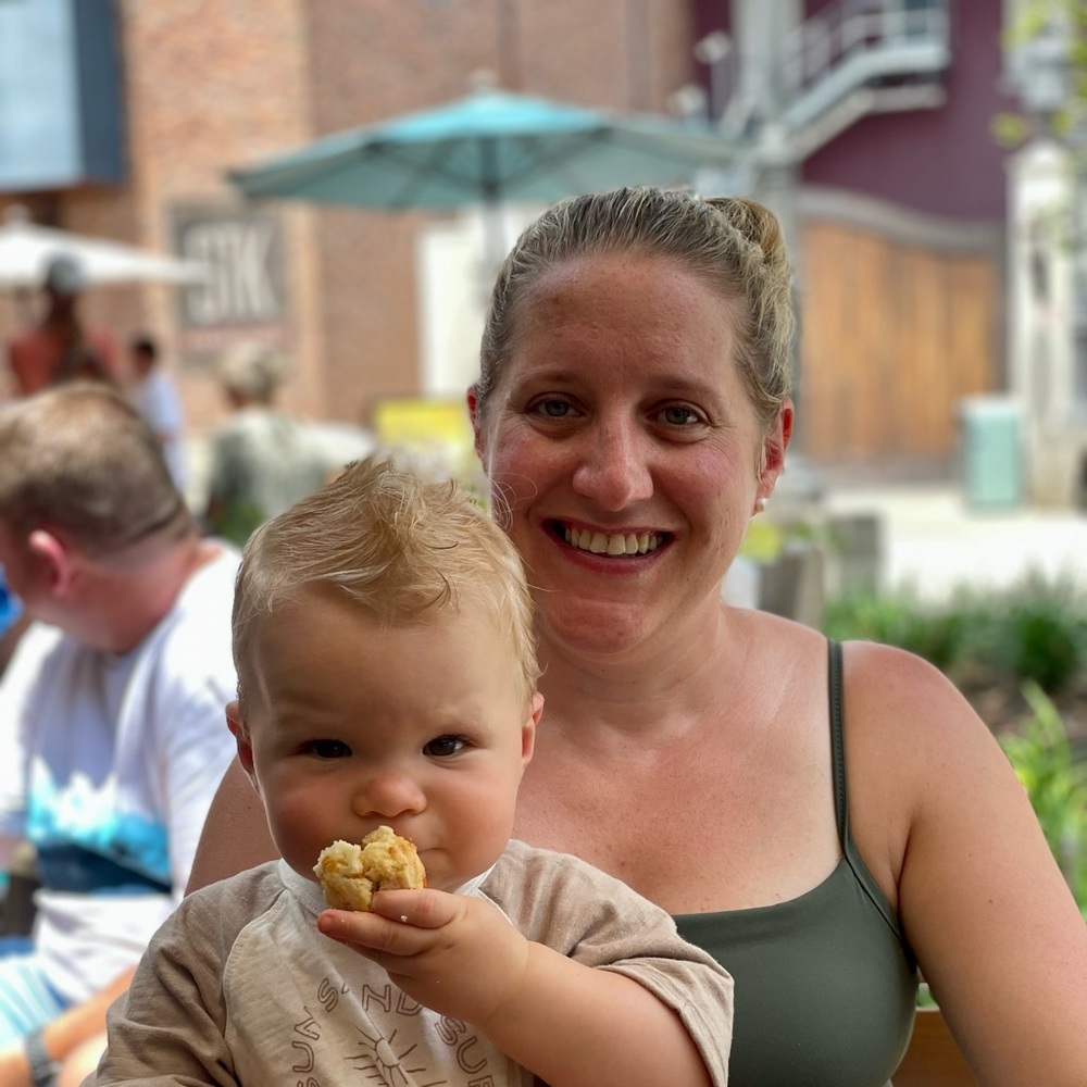 Meet your Posher, Lauren